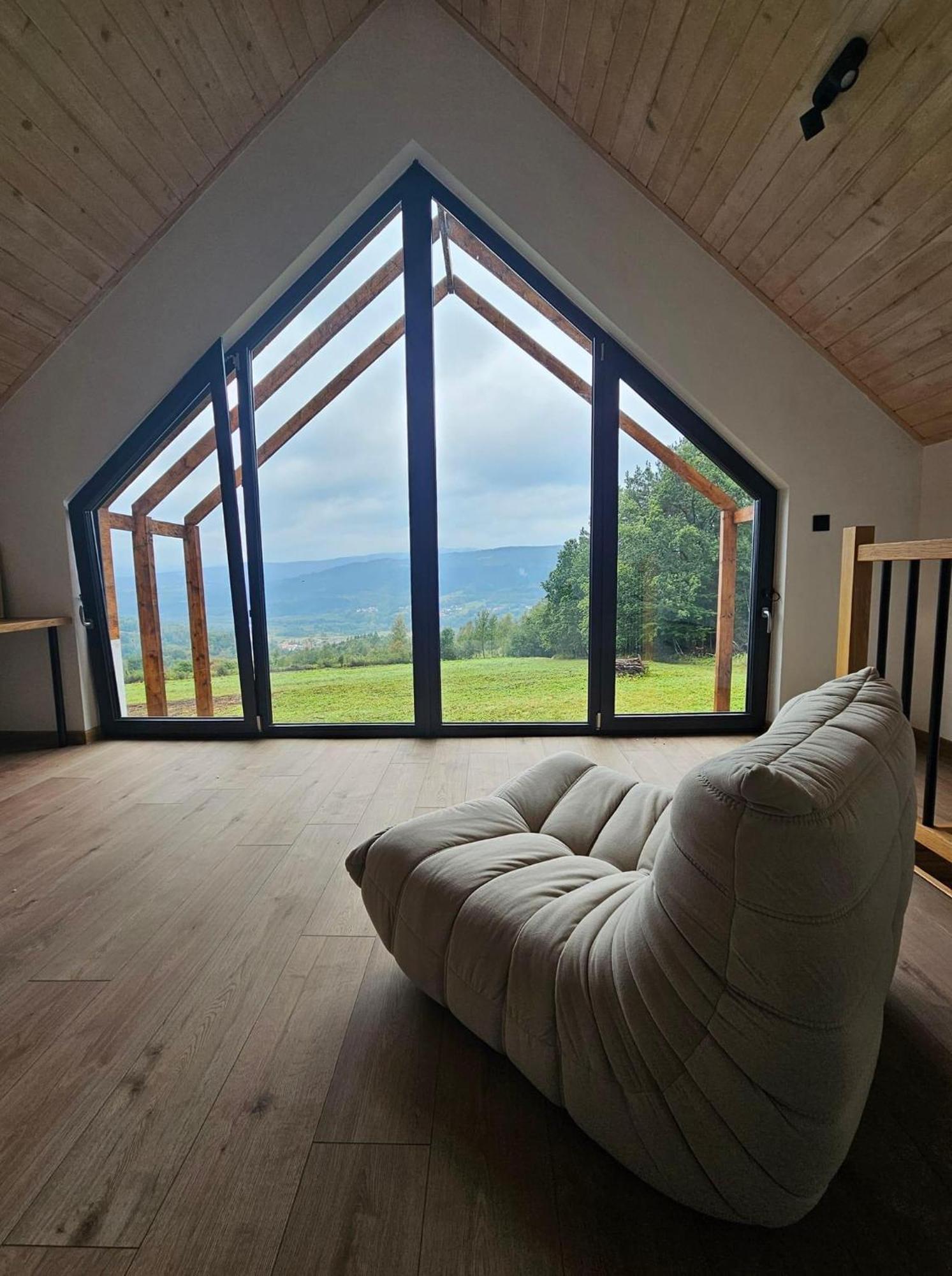 Okno Na Beskidy Holiday home